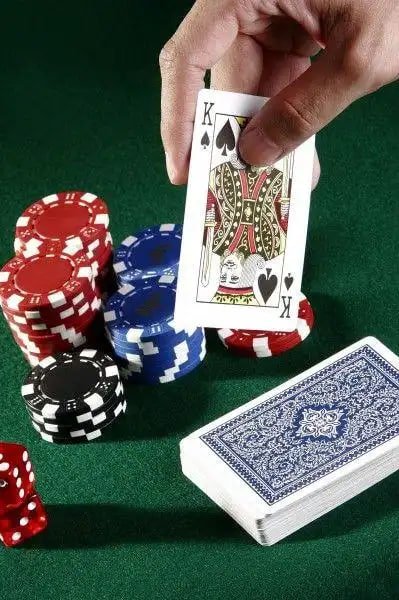 mwin Slot-Feature Rooms